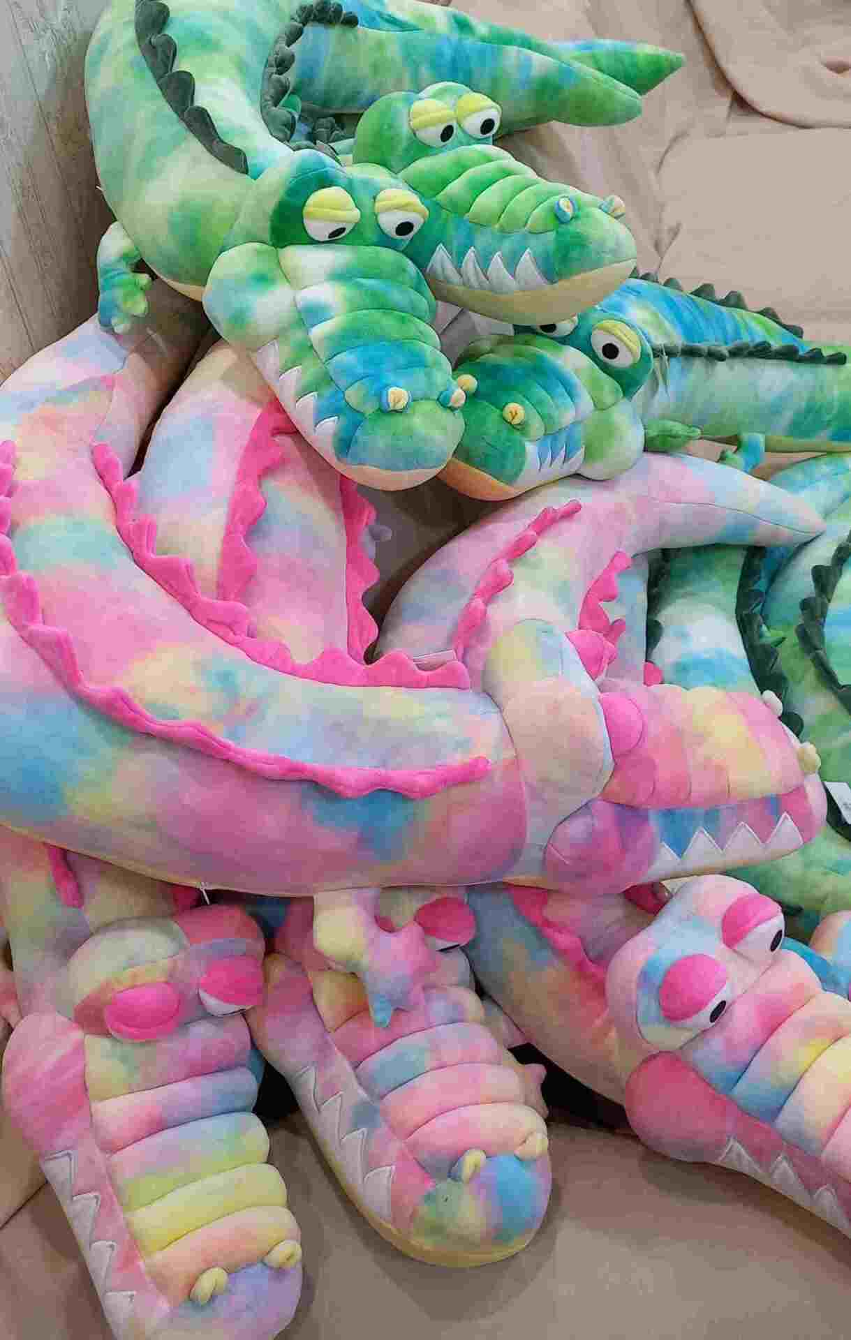  عکس غیر ژورنالی تمساح آبرنگی صورتی وارداتی نرم ارزان 